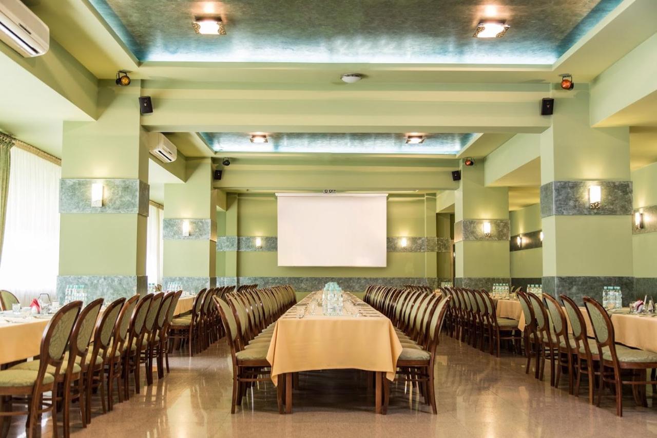 Kompleks Restauracyjno-Noclegowy Rubikon Lublin Exteriör bild